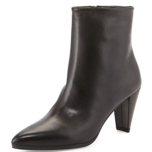 Stuart Weitzman Shoes - Host Pick STUART WEITZMAN Boots